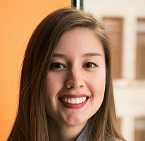 Victoria Lawson, CFO de una empresa de trading financiero, retrato.